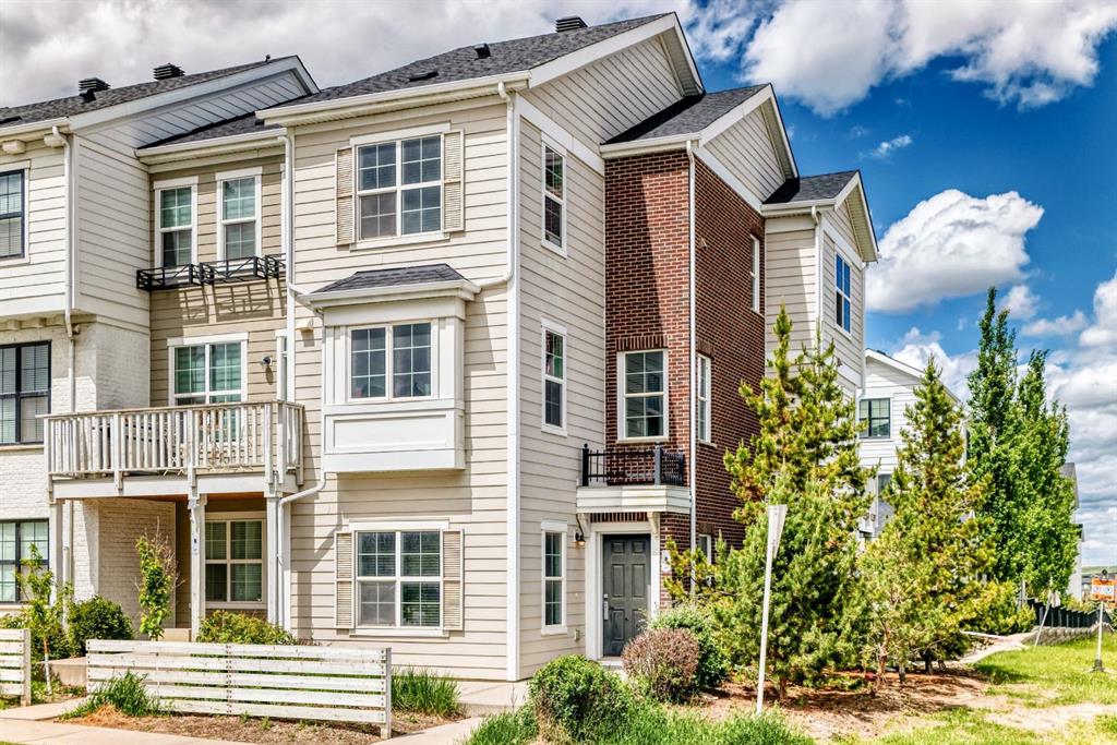 Picture of 6 Nolan Hill Gate NW, Calgary Real Estate Listing