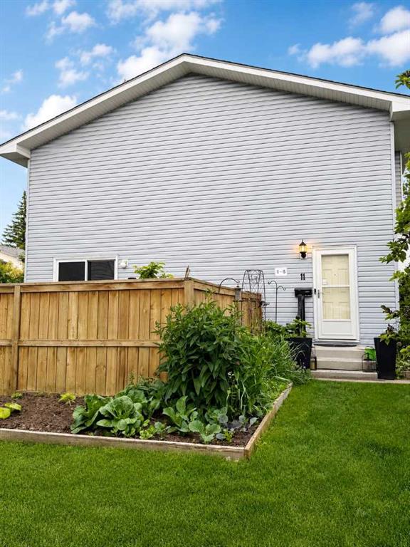 Picture of 11, 4810 40 Avenue SW, Calgary Real Estate Listing