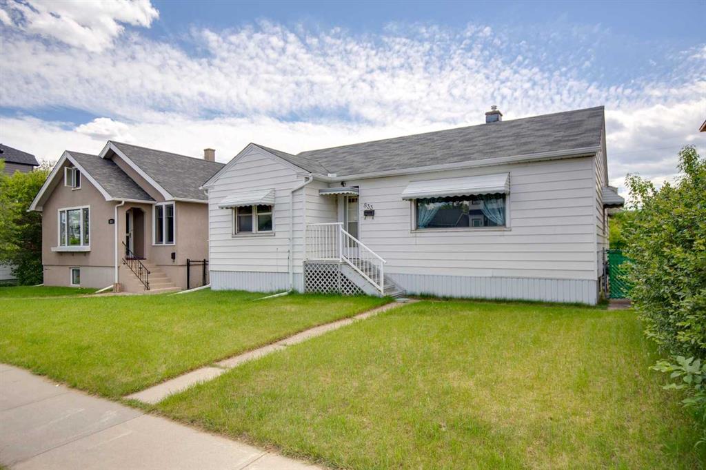Picture of 833 20 Avenue NW, Calgary Real Estate Listing