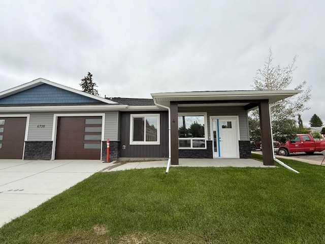 Picture of #4, 4738 49A Avenue , Lacombe Real Estate Listing