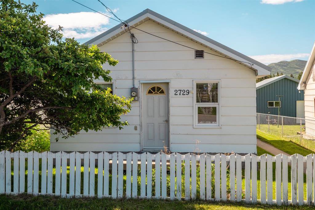 Picture of 2729 216 Street , Bellevue Real Estate Listing