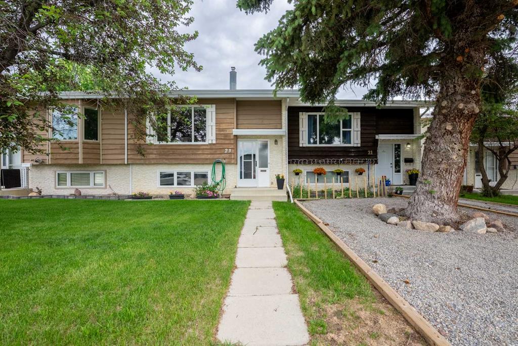 Picture of 23 Selkirk Road W, Lethbridge Real Estate Listing