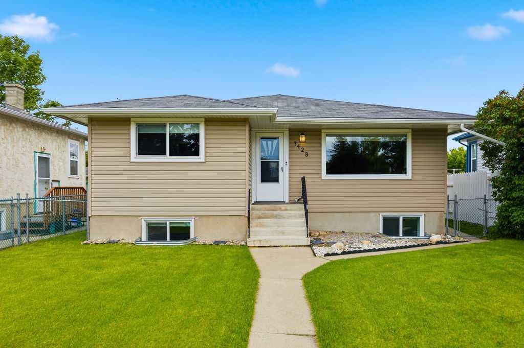 Picture of 7428 23 Street SE, Calgary Real Estate Listing