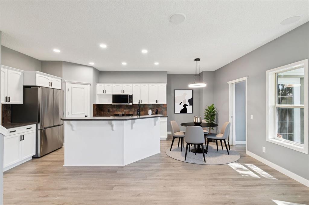Picture of 137 Prestwick Mews SE, Calgary Real Estate Listing