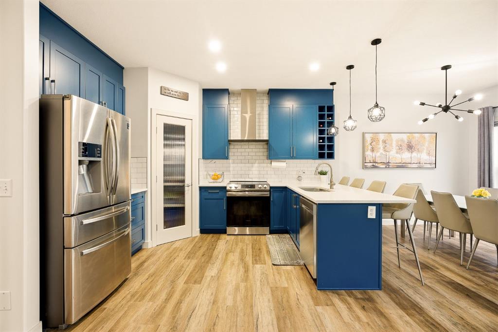 Picture of 107 Everwoods Park SW, Calgary Real Estate Listing