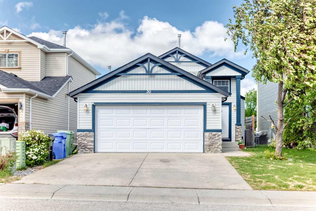 Picture of 30 Covehaven View NE, Calgary Real Estate Listing