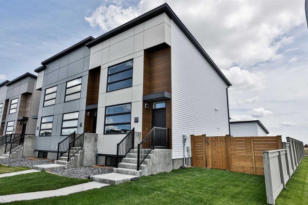 Picture of 3027 47 Street S, Lethbridge Real Estate Listing