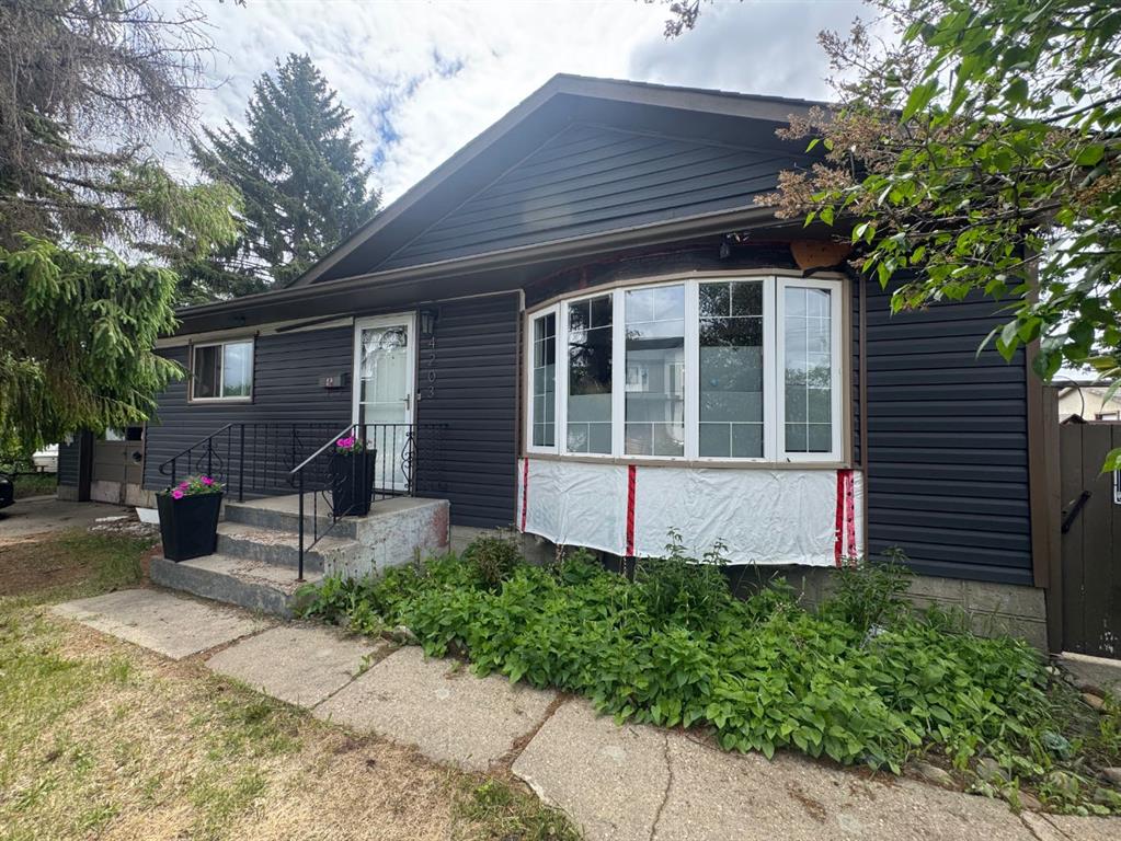 Picture of 4203 106 Avenue , Edmonton Real Estate Listing