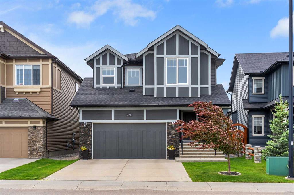 Picture of 796 Coopers Crescent SW, Airdrie Real Estate Listing