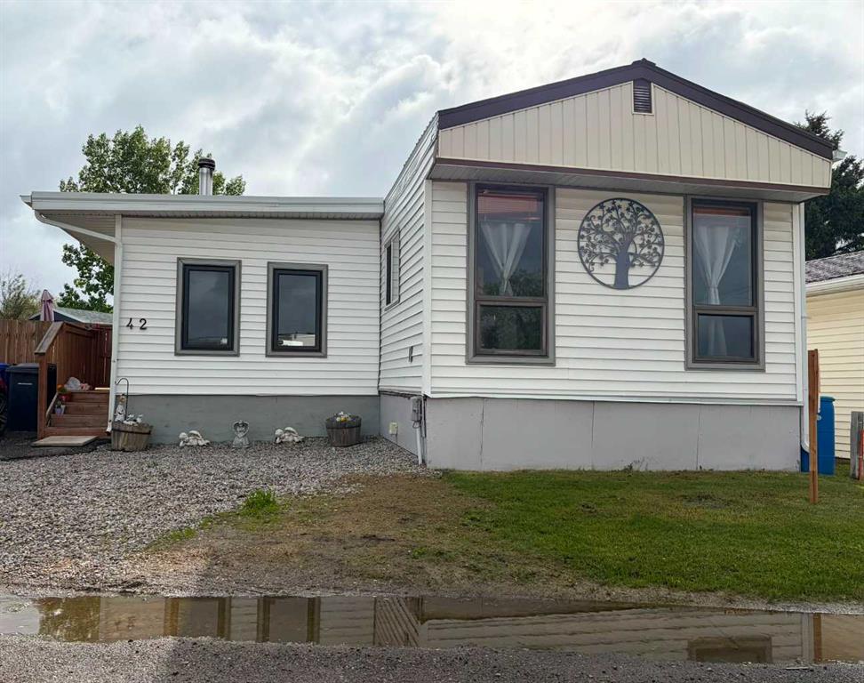 Picture of 42, 5800 46 Street  , Olds Real Estate Listing
