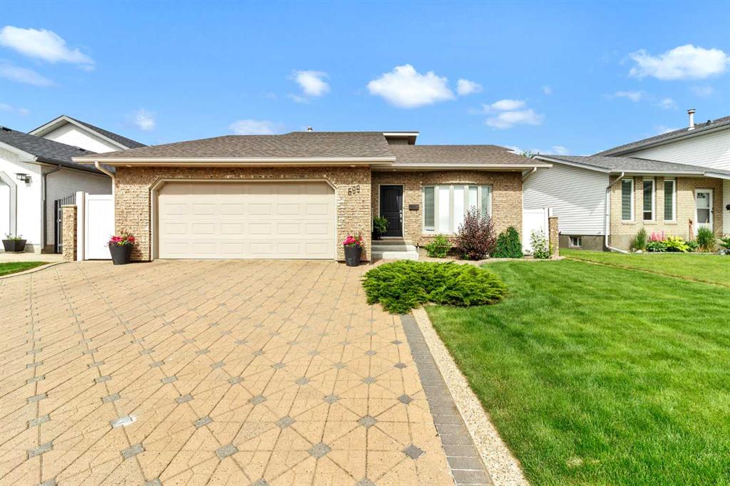Picture of 699 Taylor Road SE, Medicine Hat Real Estate Listing