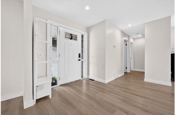 Picture of 104 Silver Springs Green NW, Calgary Real Estate Listing