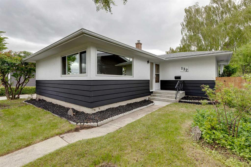 Picture of 132 Haysboro Crescent SW, Calgary Real Estate Listing