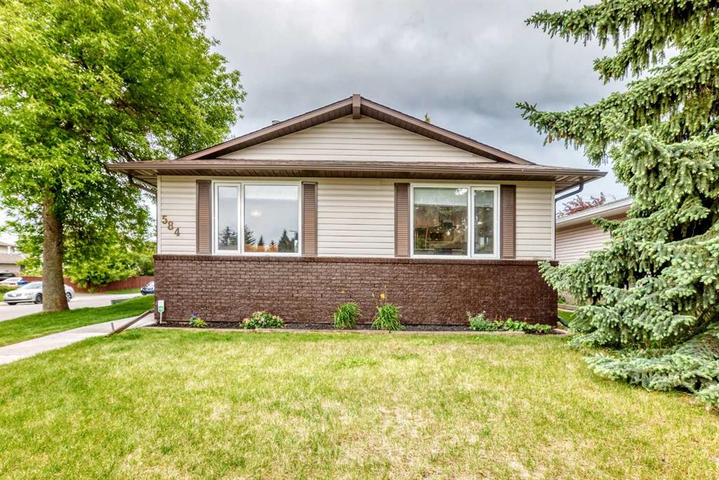 Picture of 584 Woodhill Place SW, Calgary Real Estate Listing