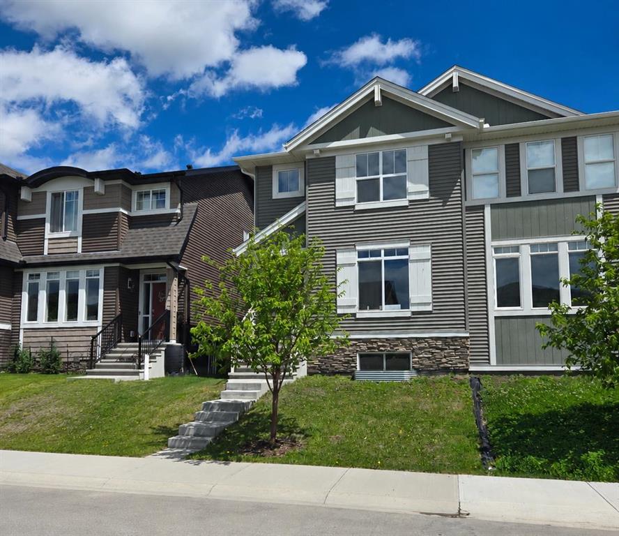 Picture of 18 Willow Crescent , Okotoks Real Estate Listing