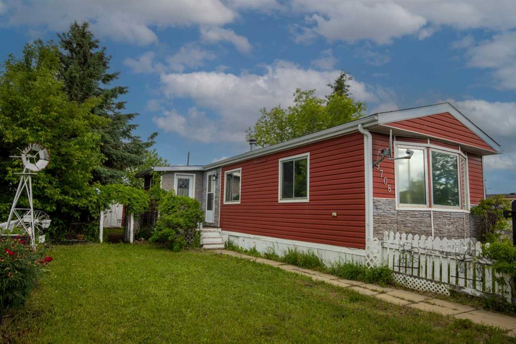 Picture of 9708 104 Avenue , Clairmont Real Estate Listing