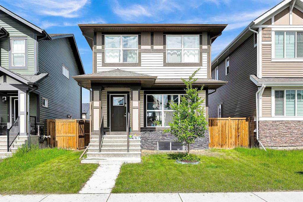 Picture of 107 Palomino Street , Cochrane Real Estate Listing