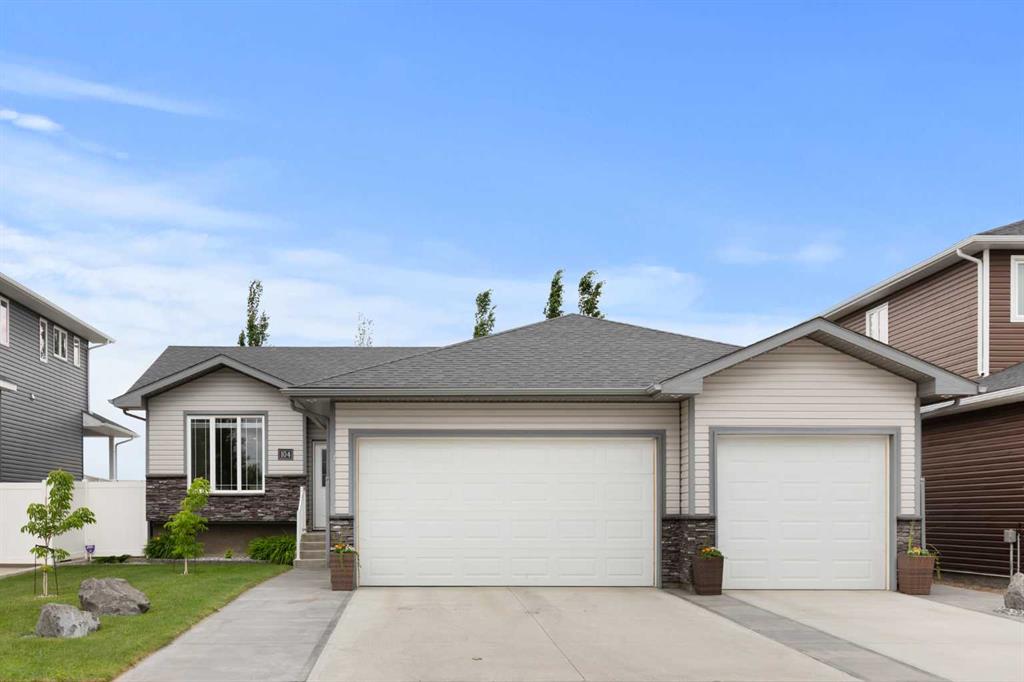 Picture of 104 Somerside Way SE, Medicine Hat Real Estate Listing