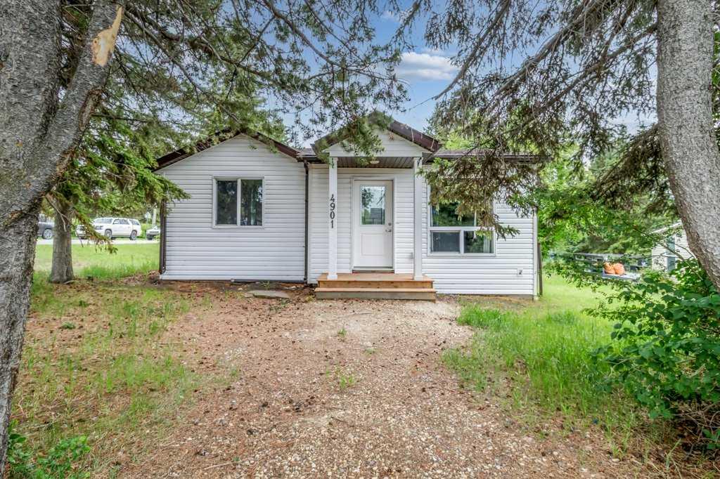 Picture of 4901 53 Avenue , Bentley Real Estate Listing