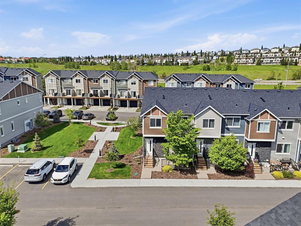 Picture of 15 Tuscany Summit Square NW, Calgary Real Estate Listing