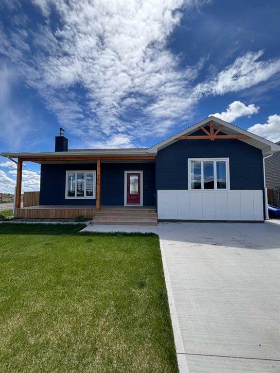 Picture of 166 9 Street , Fort Macleod Real Estate Listing