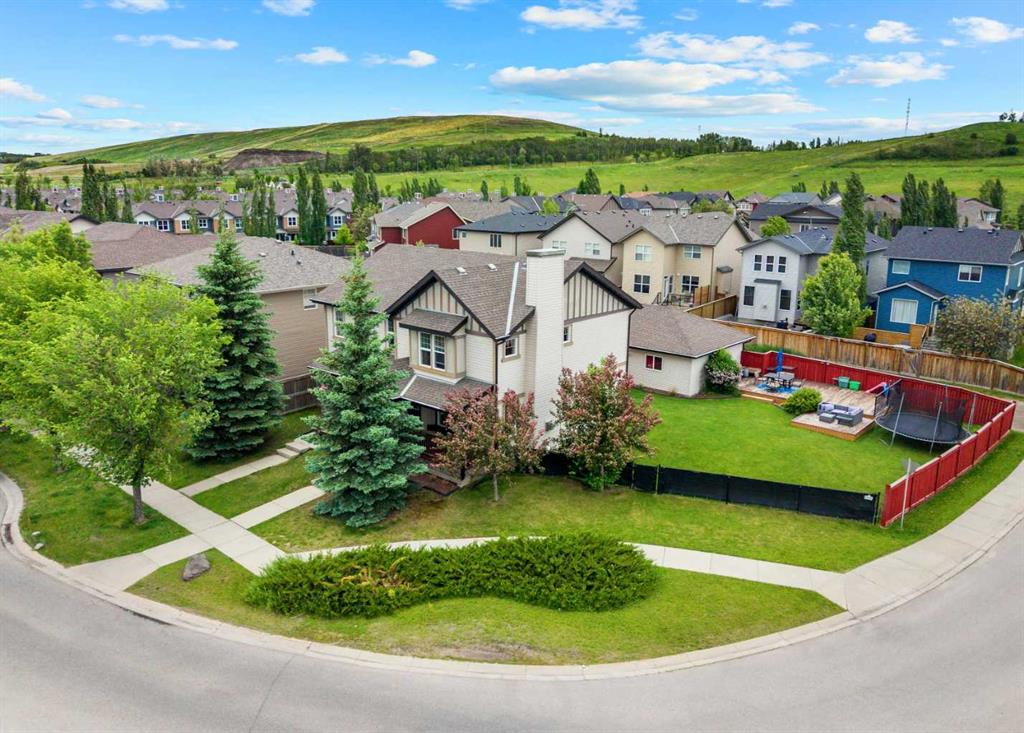 Picture of 177 Chaparral Valley Drive SE, Calgary Real Estate Listing