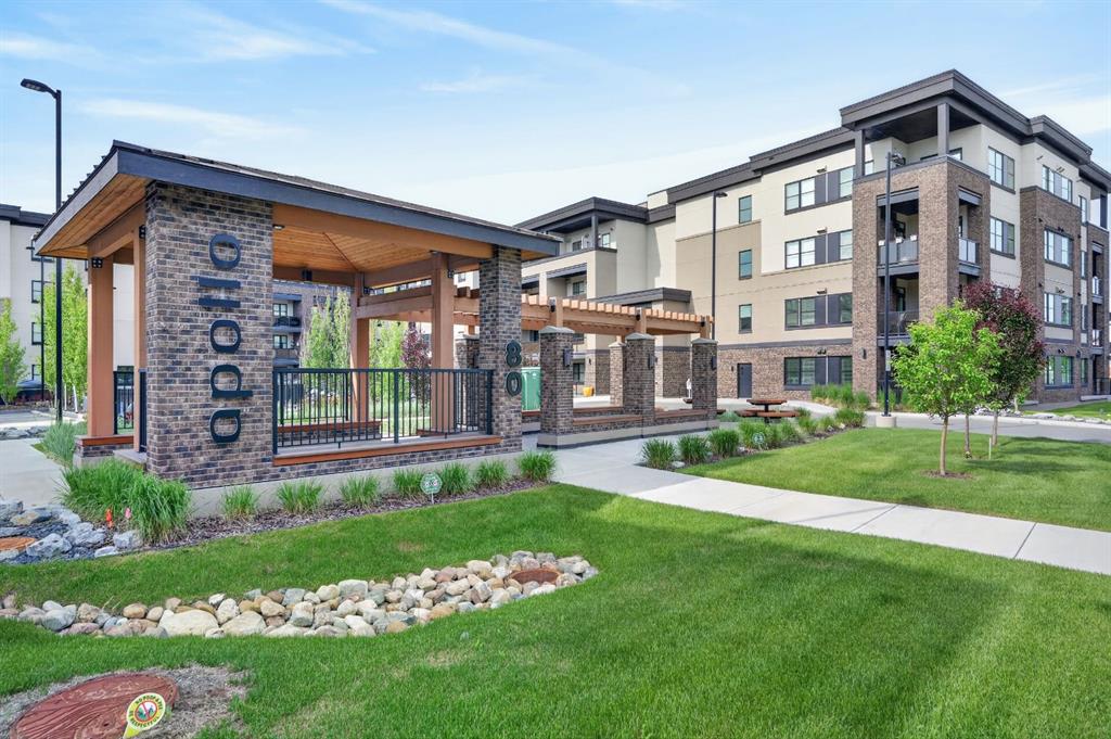 Picture of 2302, 80 Greenbriar Place NW, Calgary Real Estate Listing