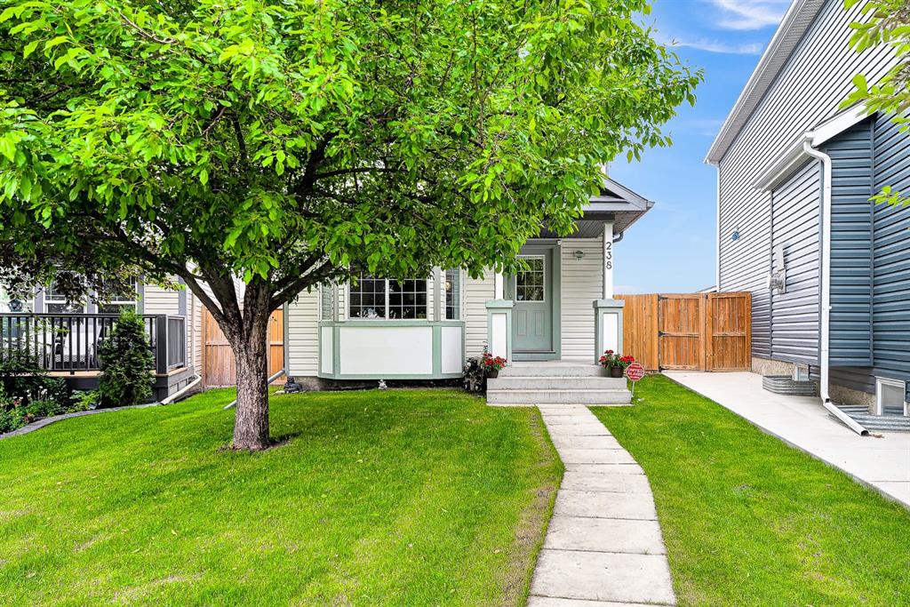 Picture of 238 Covepark Way NE, Calgary Real Estate Listing