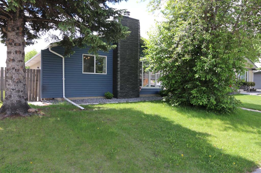 Picture of 707 Malvern Drive NE, Calgary Real Estate Listing