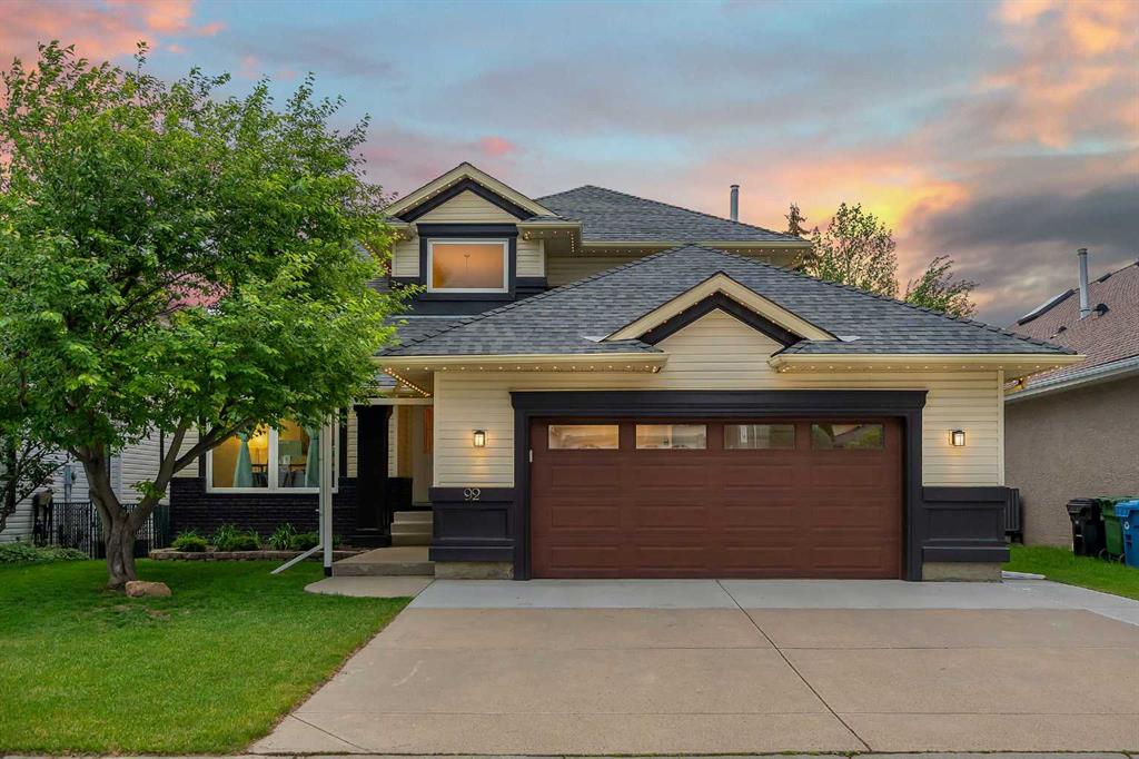 Picture of 92 Douglas Woods Grove SE, Calgary Real Estate Listing