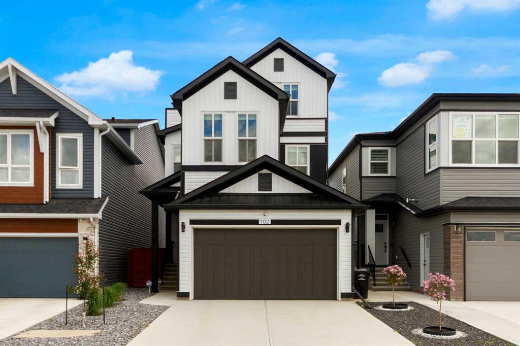 Picture of 102 Setonstone Manor SE, Calgary Real Estate Listing