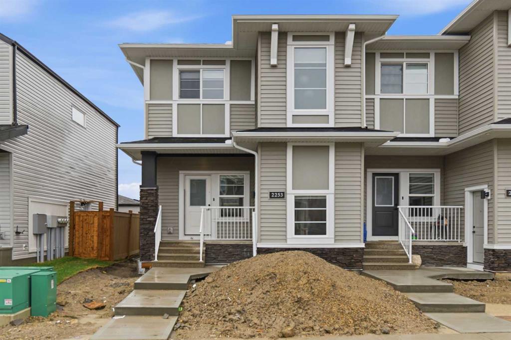 Picture of 2253 Bayview Drive SW, Airdrie Real Estate Listing