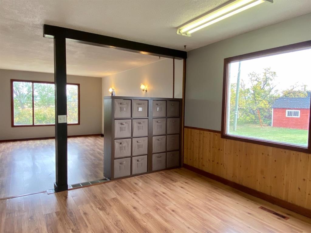 Picture of 824058 729 Highway , Rural Clear Hills County Real Estate Listing