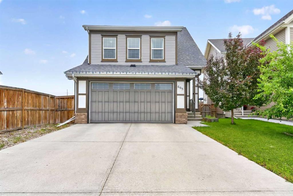 Picture of 665 Copperpond Boulevard SE, Calgary Real Estate Listing