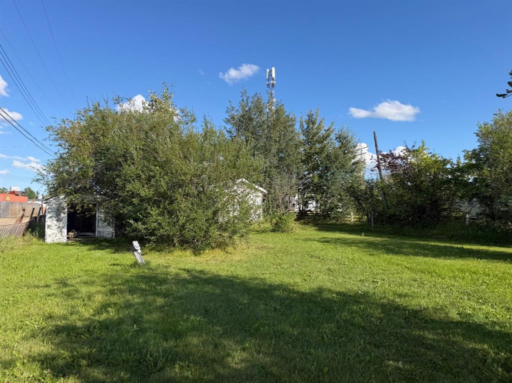 Picture of 9935 101 Street , Wembley Real Estate Listing