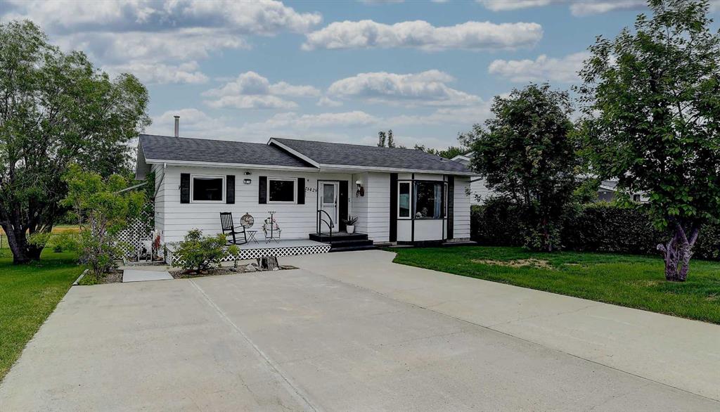 Picture of 11429 110 Avenue Crescent , Fairview Real Estate Listing