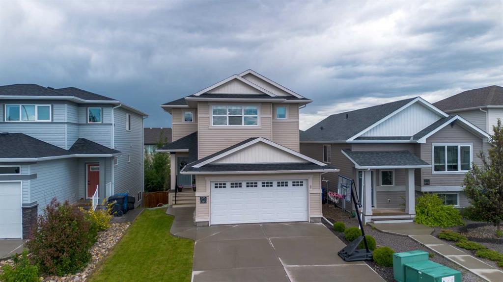 Picture of 575 Moonlight Lane W, Lethbridge Real Estate Listing