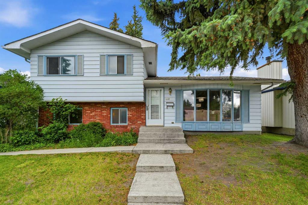 Picture of 442 Queensland Place SE, Calgary Real Estate Listing
