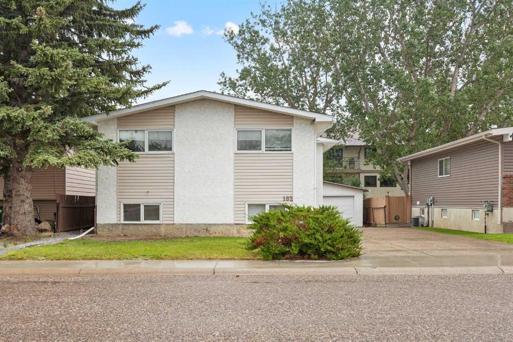 Picture of 182 Oxford Road W, Lethbridge Real Estate Listing