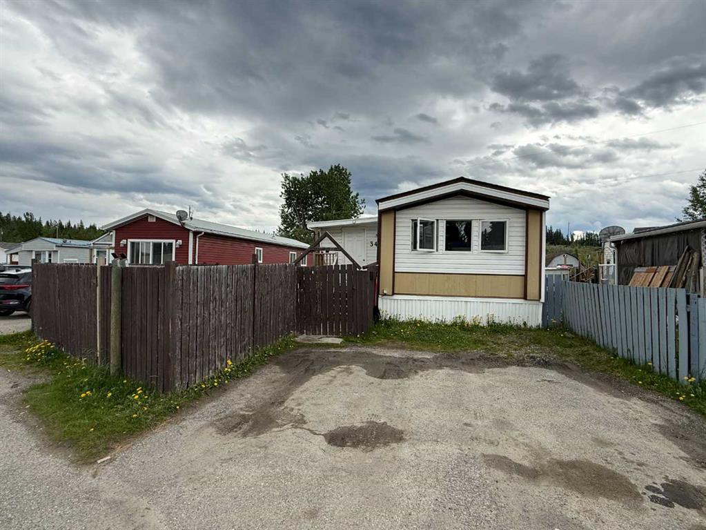 Picture of 349, 133 Jarvis Street , Hinton Real Estate Listing