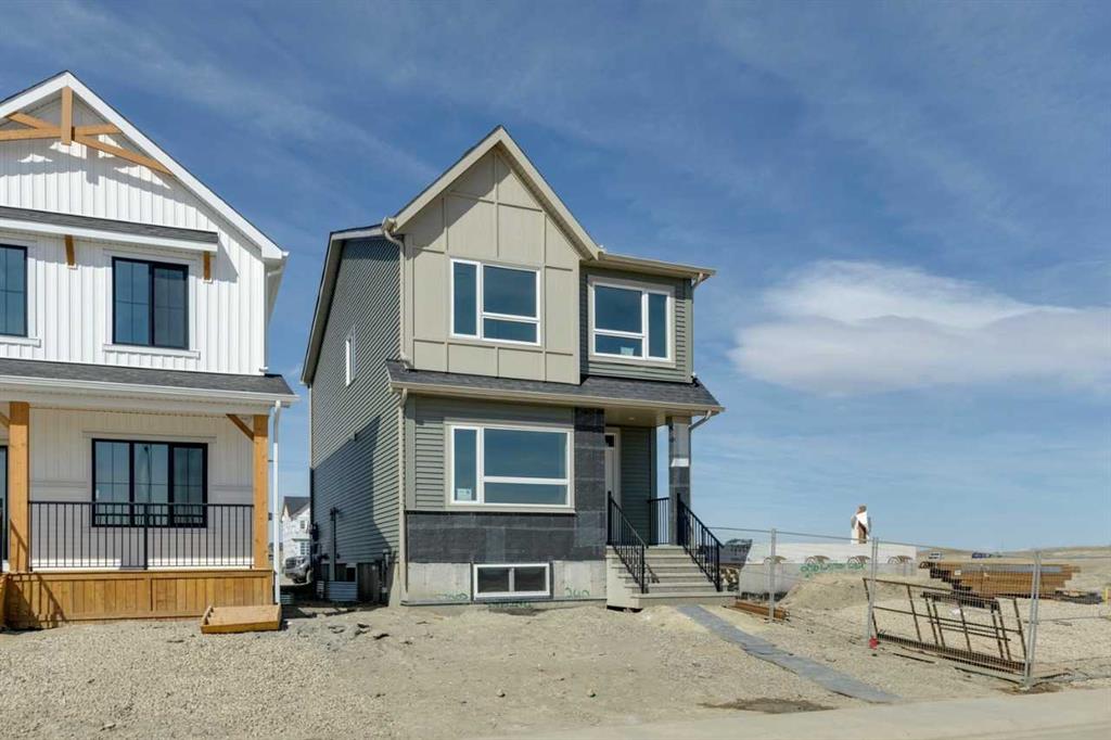 Picture of 240 Layton Link SE, Airdrie Real Estate Listing