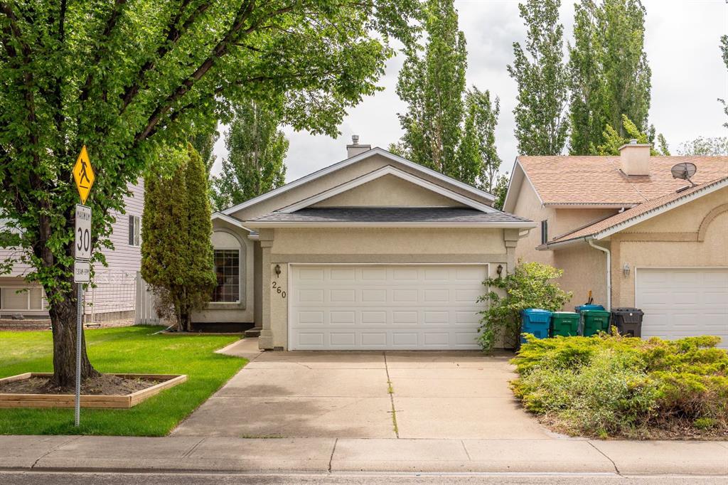 Picture of 260 Red Crow Boulevard W, Lethbridge Real Estate Listing