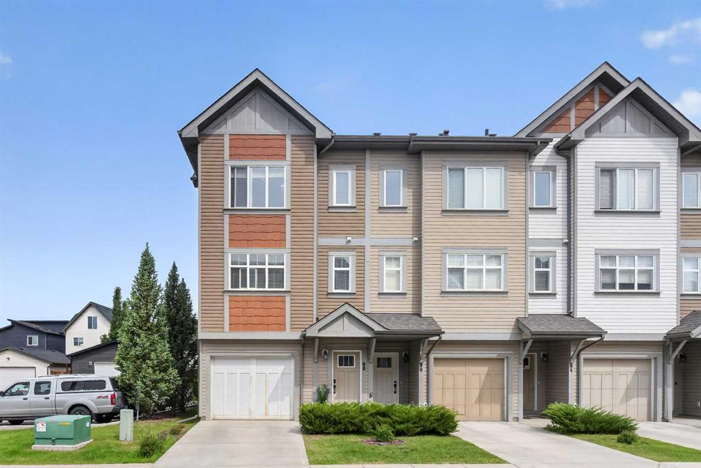 Picture of 98 Copperstone Common SE, Calgary Real Estate Listing