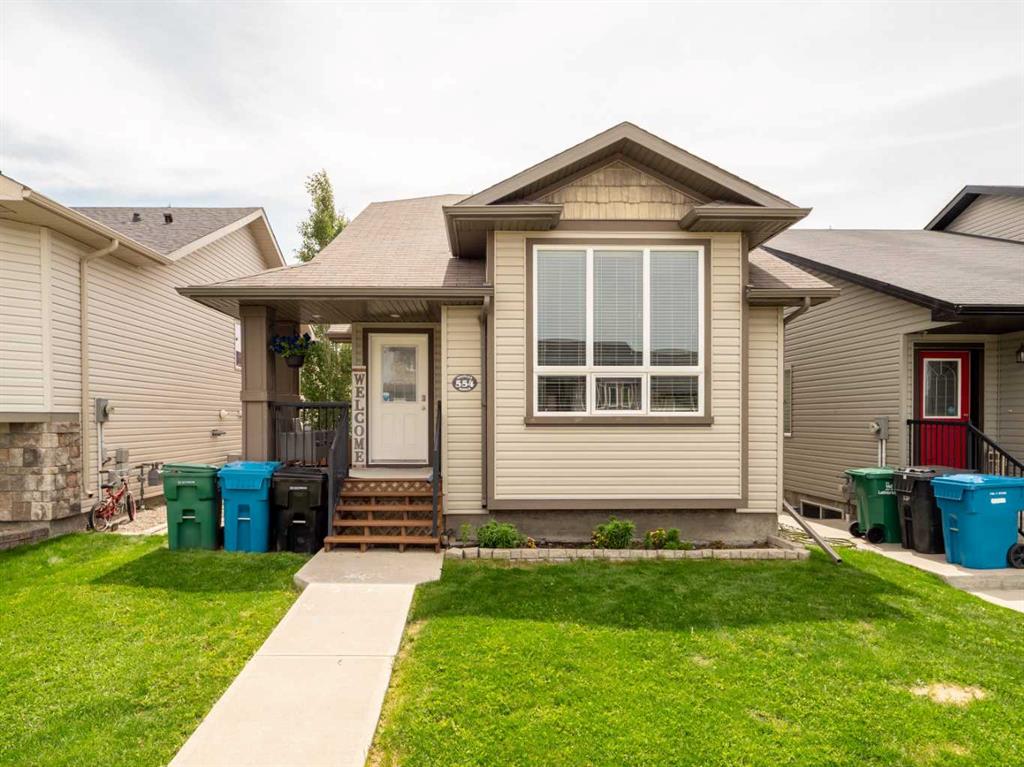 Picture of 554 Margaret Sutherland Crescent N, Lethbridge Real Estate Listing