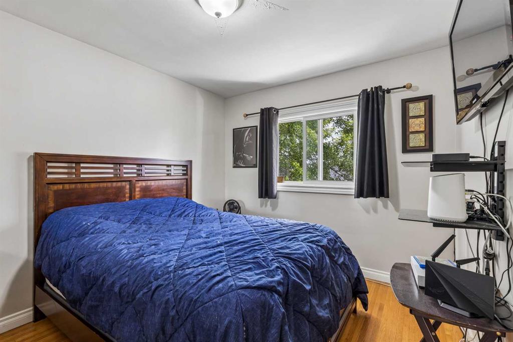 Picture of 1232 Danloe Street NE, Calgary Real Estate Listing
