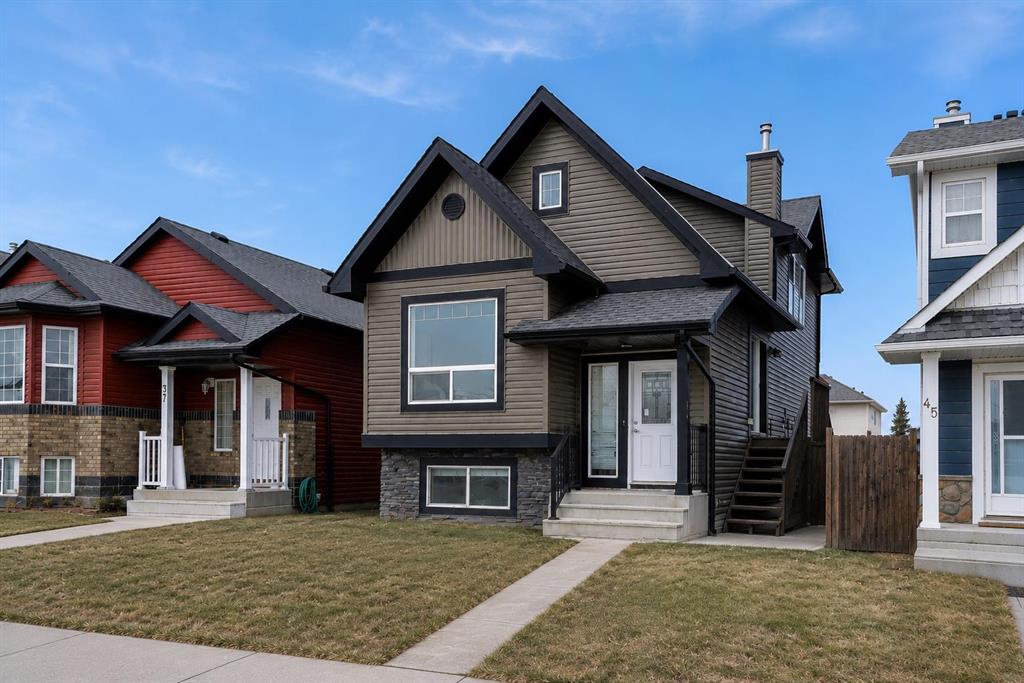 Picture of 41 Saddlefield Drive NE, Calgary Real Estate Listing