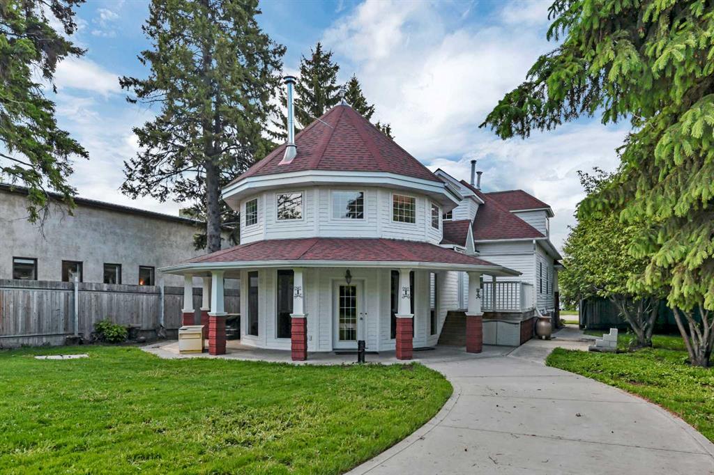 Picture of 5406 50 Avenue , Lacombe Real Estate Listing