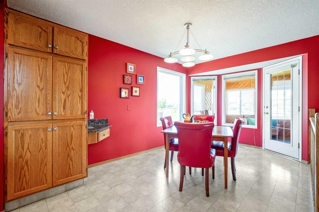 Picture of 1120 High Country Drive NW, High River Real Estate Listing