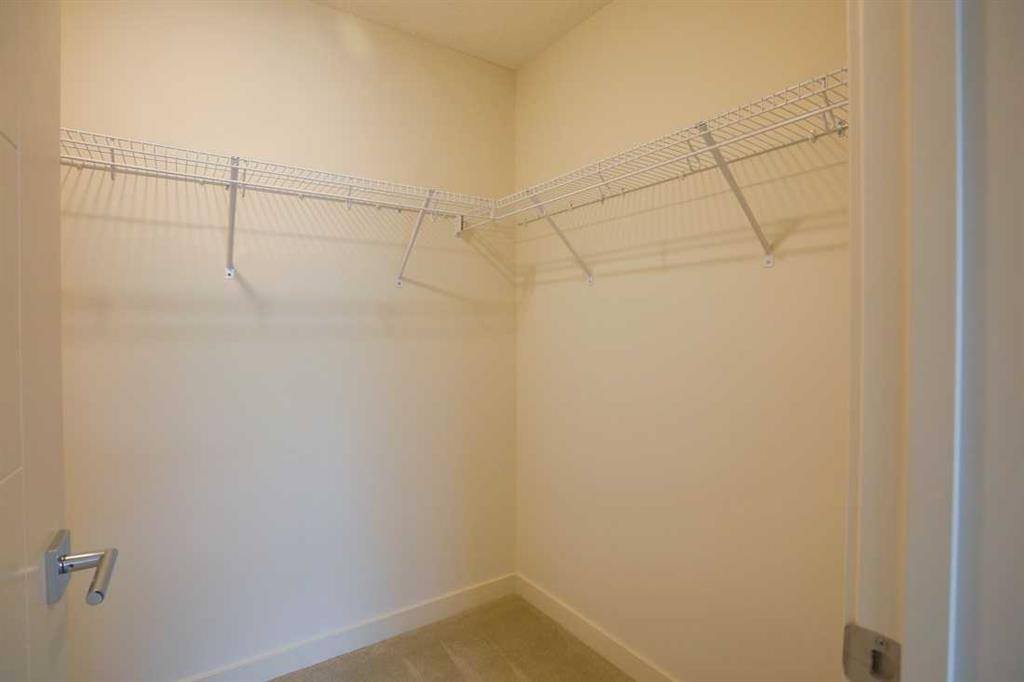 Picture of 5104, 100 Walgrove Court SE, Calgary Real Estate Listing