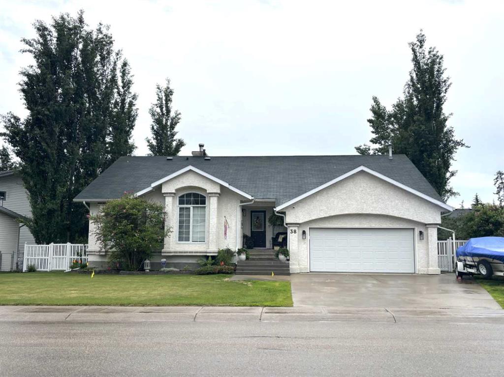 Picture of 38 Blueberry Drive , Whitecourt Real Estate Listing